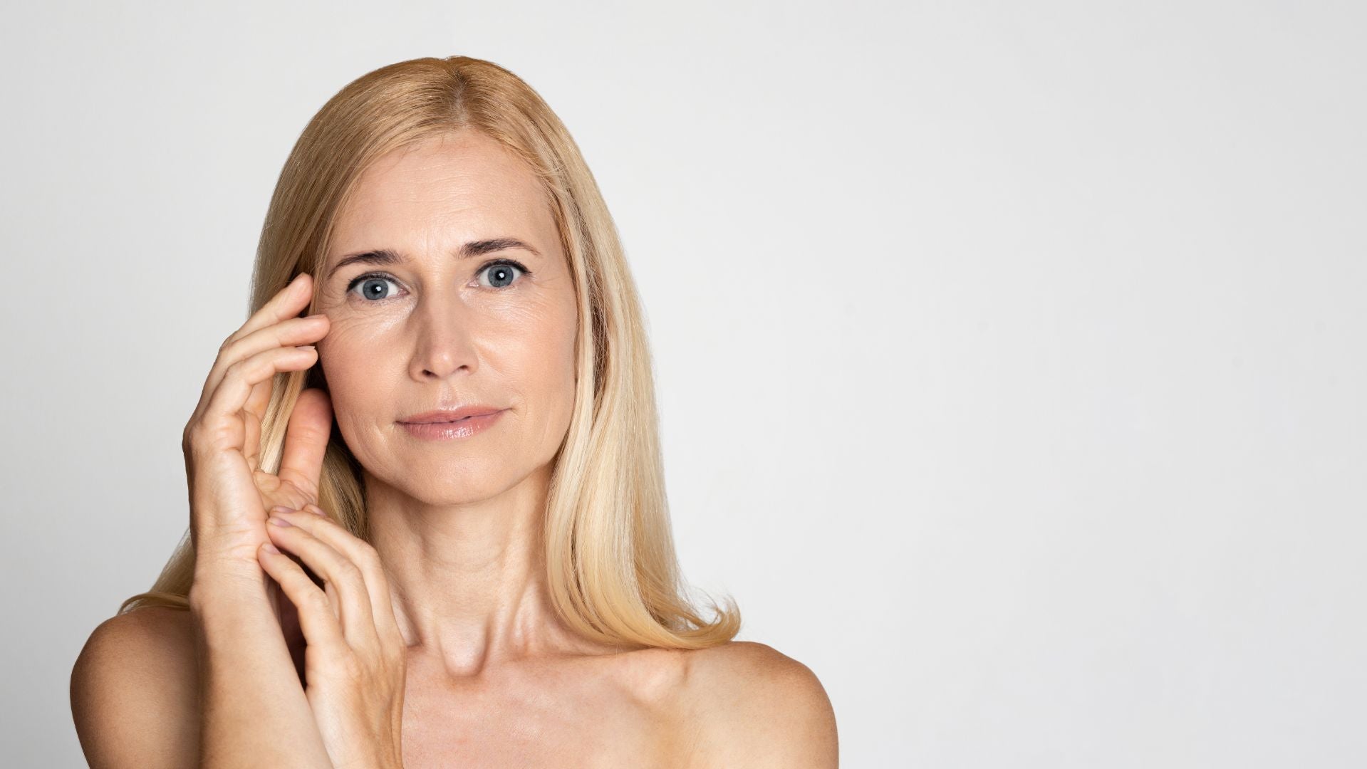 Ca ne se voit pas que sur la peau : ce signe trahit la baisse de collagène et le vieillissement du corps - Journal des Femmes